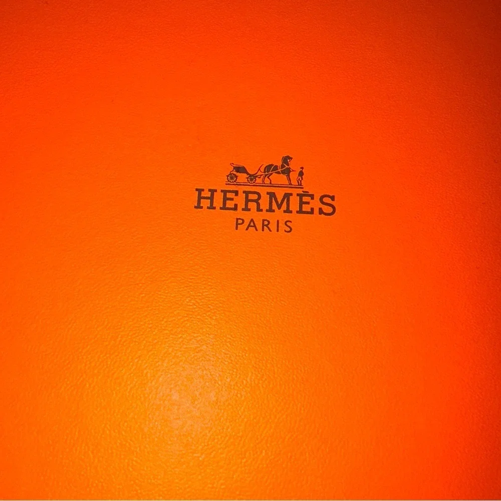 Hermes authentic signature